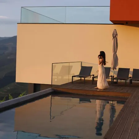 Quinta Vale De Lobos 3*