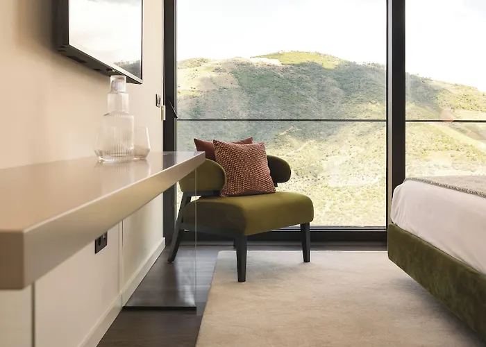 Quinta Vale De Lobos 3*