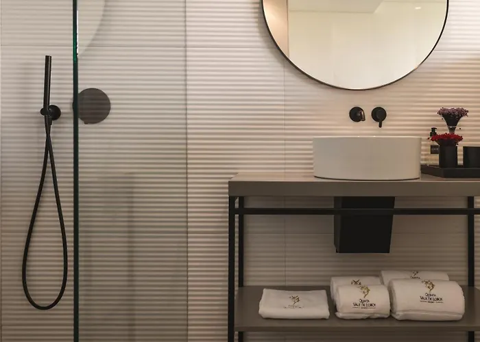 Quinta Vale De Lobos 3*